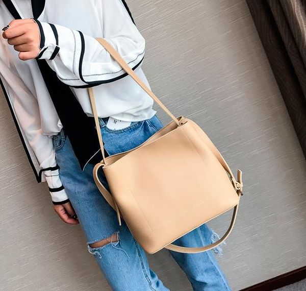 

2020 summer new fashion female bag solid color simple pu single shoulder diagonal bag portable female