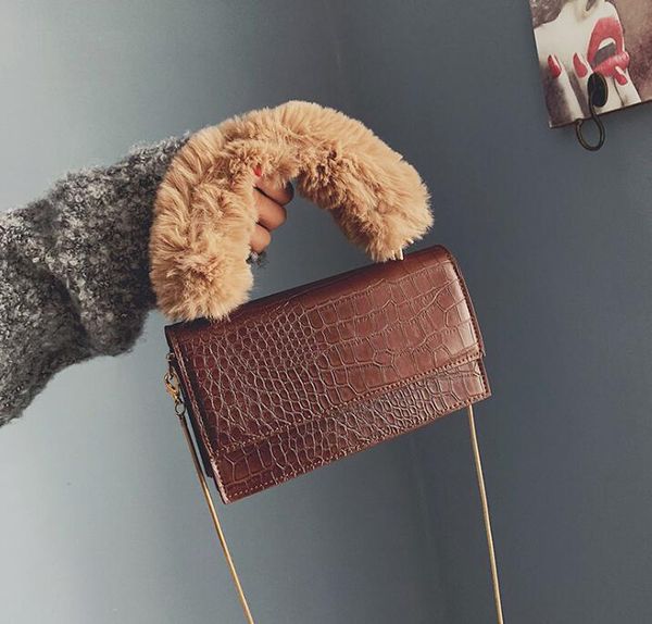 

2019 new fashion crocodile leather ladies handbag plush portable small square bag stone chain shoulder messenger bag
