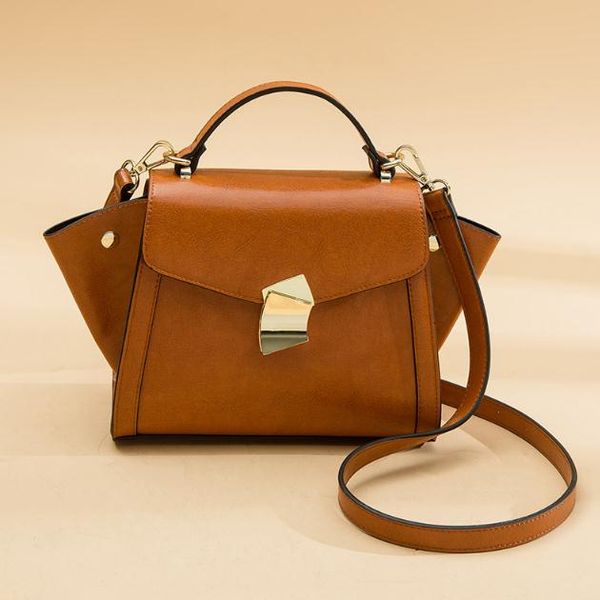 

2019 new bat leather handheld single shoulder packaaa286
