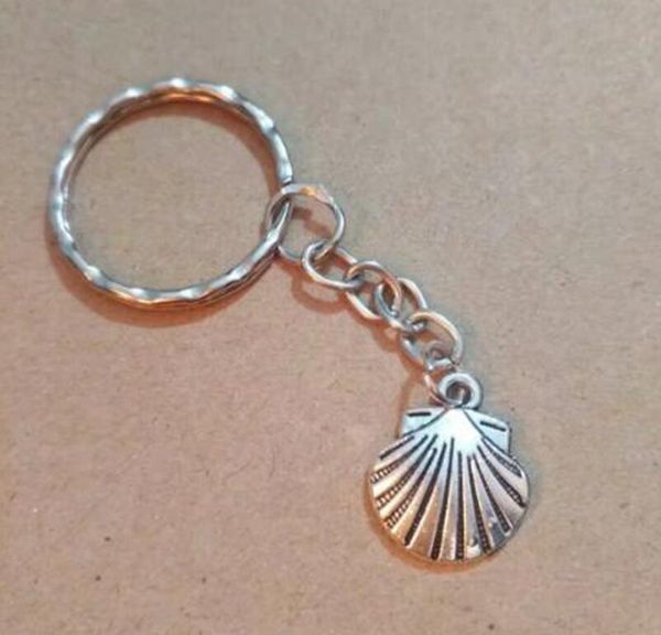 

30pcs shell keychain ancient silver conch key ring for bag key holder charm pendant car chains ring women & men