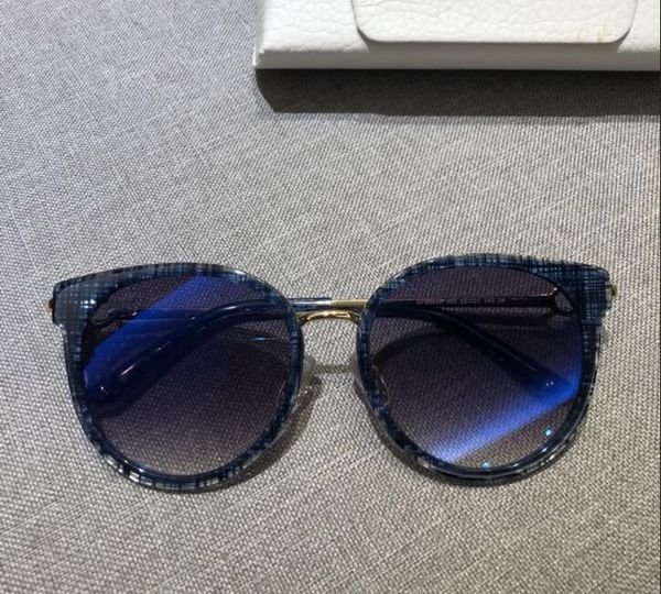 

new fashion women sunglasses 899 men sunglasses simple and generous men sun glasses outdoor uv400 protection eyewear with case, White;black