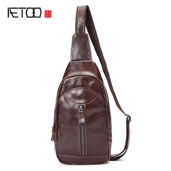 

aetoo spring and summer new leather chest bag men leisure first layer of oil wax leather messenger bag retro men