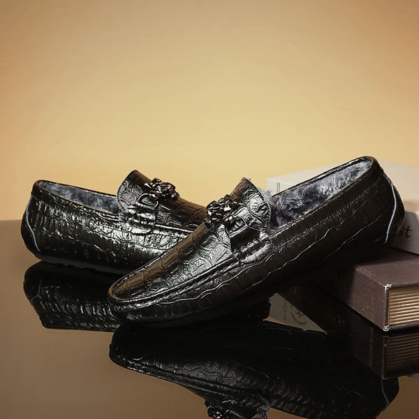 

2019 new winter fashion casual breathable leather plus cotton peas shoes men's shoes sports large size, Black