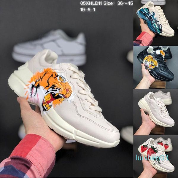 

2019 rhyton leather sneaker mens designer shoes with strawberry wave mouth tiger print vintage trainer women designer shoes l03, Black