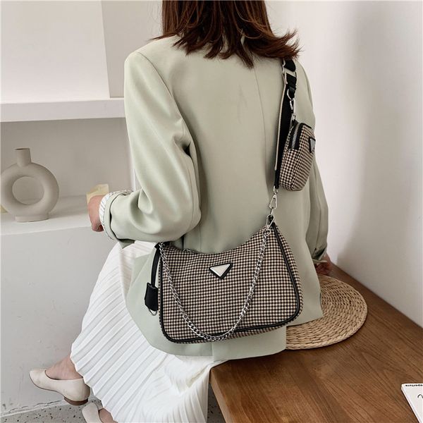 

2020 new lady crossbody bag korean fashion casual simple chain large capacity women's shoulder armpit bag
