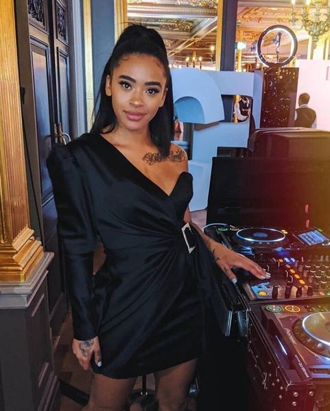 

fashion cocktail dresses one shoulder short homecoming dresses robes de black satin long sleeve mini prom party gowns with sash 54
