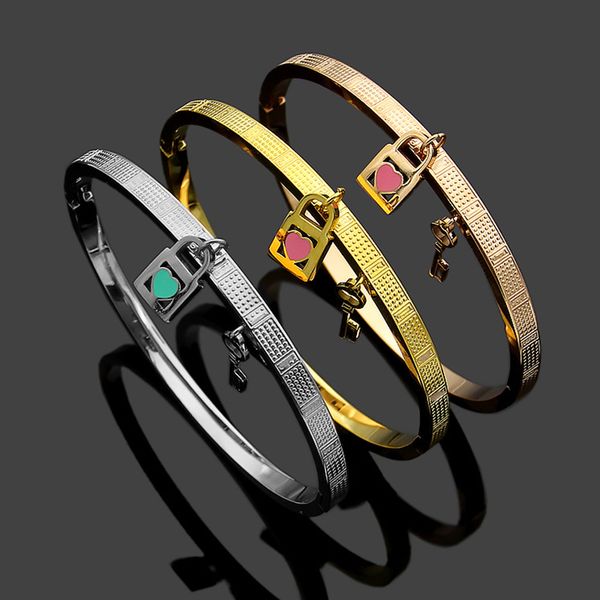 

j.hangke classic fashion brand peach heart pendant bracelets bangle for women stainless steel key lock pendant bangles femmes, Black