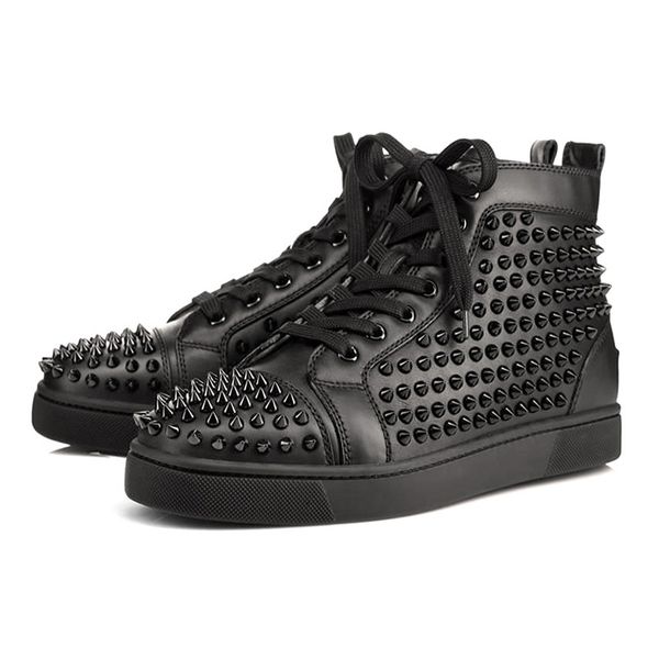 

designer shoes for mens women fashion spike sneakers triple black white blue red suede leather mens trainer flat bottoms luxury shoe t01