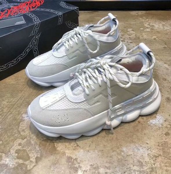 

New Chain Reaction Men Women Running Shoes Mens Designer Shoe 2019 Fashion District Medusa Link-Embossed Sole Trainer Sneakers