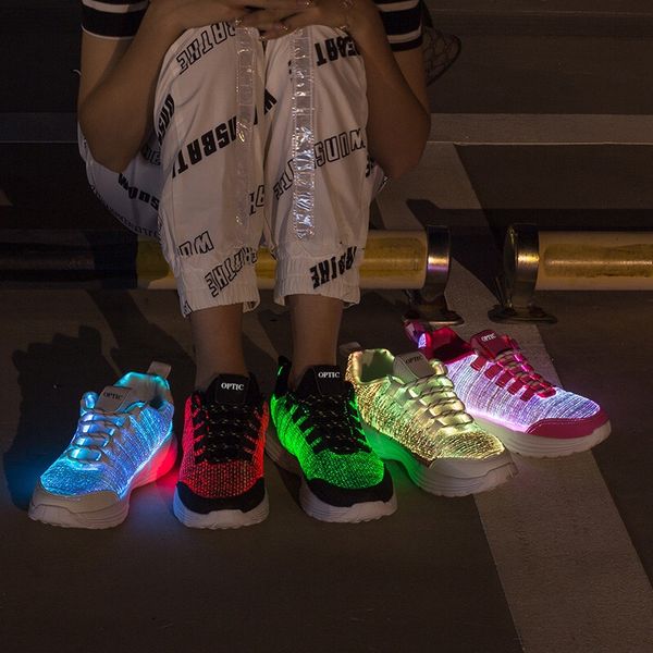 LED кроссовок обуви Мода Luminous Чистка Мужчины Женщины Стильные кроссовки Дешевые Открытый обувь