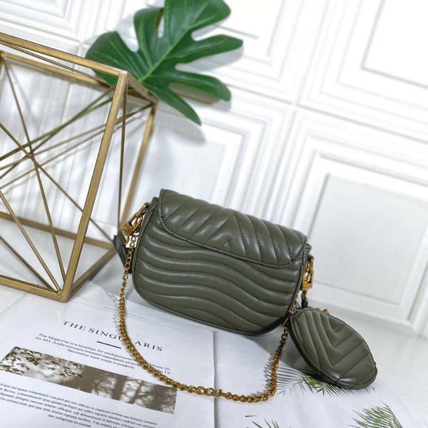

2020 fashion quality shoulder bag leather shoulder bag women lid