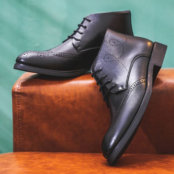 

desai men's ankle boots new british style male casual lace-up leather boots retro carved flower brogue shoes men botas hombre, Black