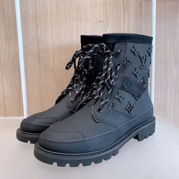 

winter 2019 women luxury shoes martin boots leather ankle boots new black color