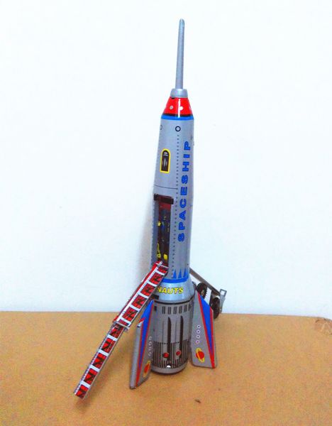 

funny] collection retro wind up toy metal tin skyexpress rocket mechanical toy clockwork toy figures model kids gift