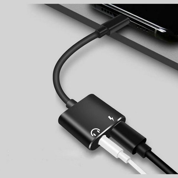 Caricabatterie adattatore 2 in 1 Jack Aux da 3,5 mm Cuffie Auricolari Cavo splitter audio Ricarica musica per Huawei Samsung Xiaomi Type-C Alta qualità