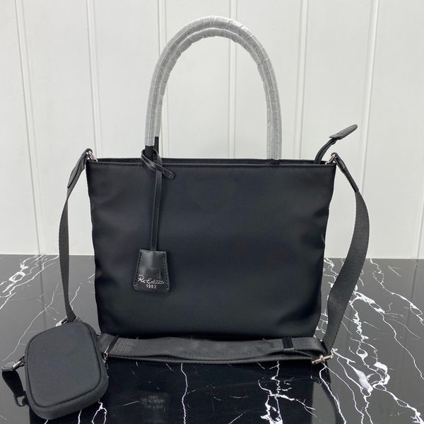 

black lady bag handbag designer shopping bag handbag female handbag three in one designer style large capacity 320