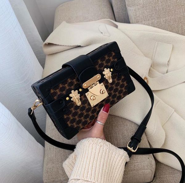 

vintage print lock box design 2019 flap women crossbody bag female shoulderbag bolsa sac #2295