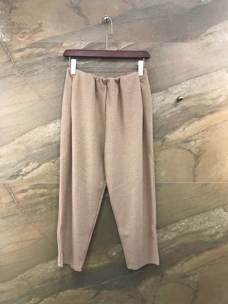 

2019 new winter women's solid color simple wild slacks 1115, Black;white
