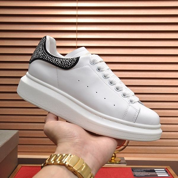 

new season designer shoes fashion luxury women shoes men's leather lace up platform oversized sole sneakers white black casual shoes