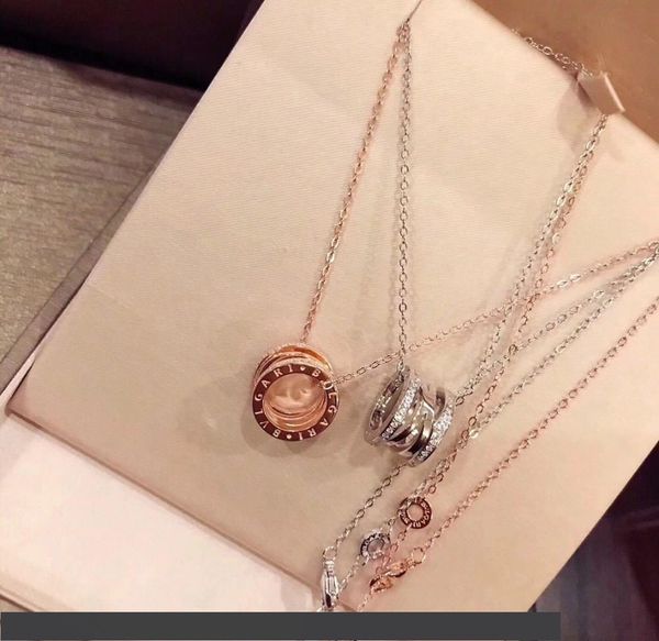 

2020 lady jewelry early spring new classic openwork lettering micro-inlaid zircon necklace, Silver