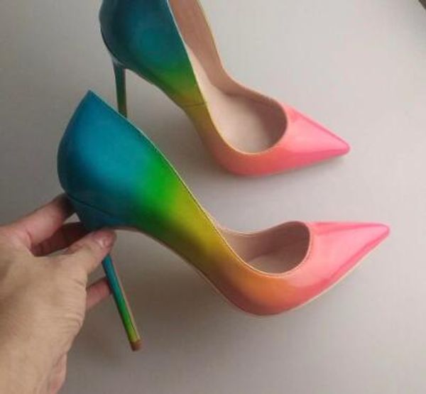 Vendita calda donne a pagamento pompe arcobaleno multi colore pelle verniciata punta a punta tacchi alti sposa scarpe da sposa pompe foto reale