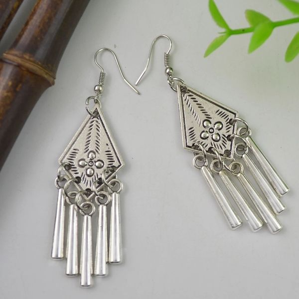 

vintage style silver alloy carved flower geometric tassel fish hoop earrings