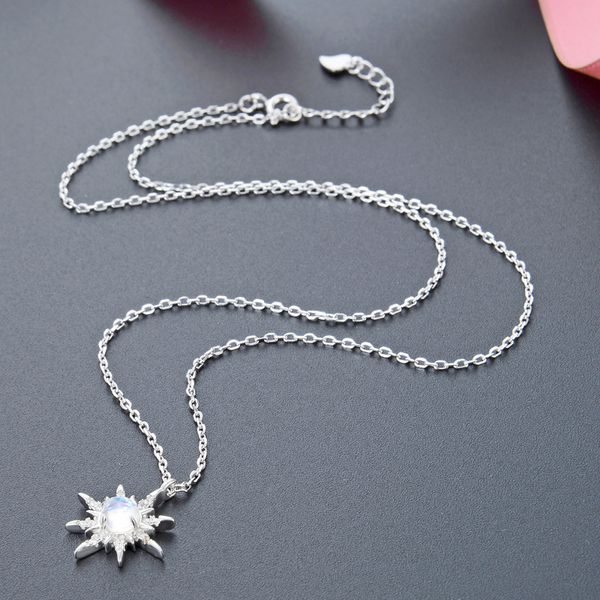

понкий и коѬейкий ил пѬоой маленкий пѬозѬанй геомеѬиекий иѬкон к, Silver