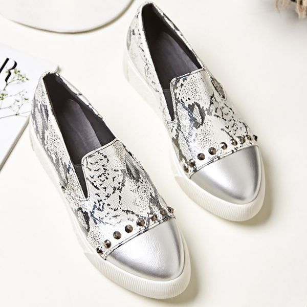 

women's footwear spring/autumn plus size 43 rivet loafers woman pu working shoes for girl pointed toe flat sneakers female, Black