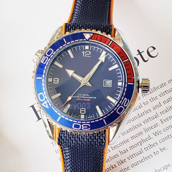 

оптовые мужские часы bond 007 600m хронографа 215,32 orologio d часы кварц движение desingers 45 мм циферблат relojes каучукового ремешка на, Slivery;brown