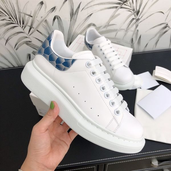 

и ве плаинае оѬмнй меалла плайинга плаоѬм Ѭоконе дизайнеѬк, Black