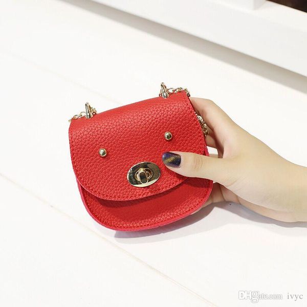 

2020 новая мода детское плечо диагональный пакет корейская версия модной и практичной женской цепи замок цепи свинья сумка