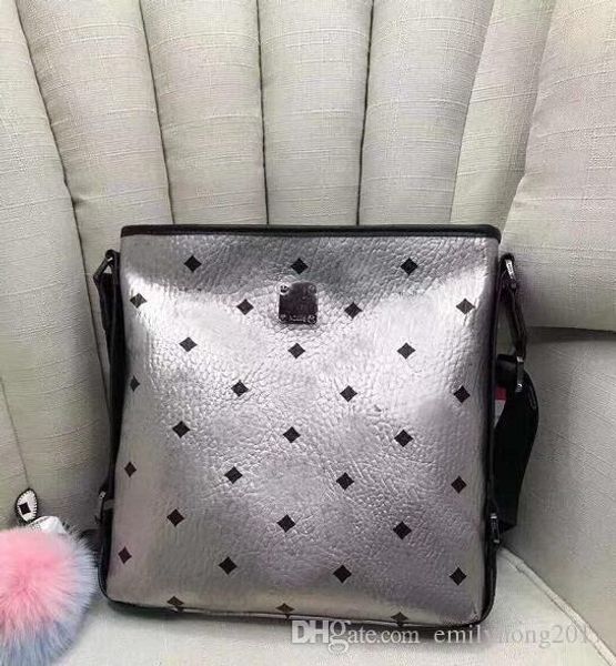 

korean version of the fashion shoulder bag men's leather handbag messenger bag