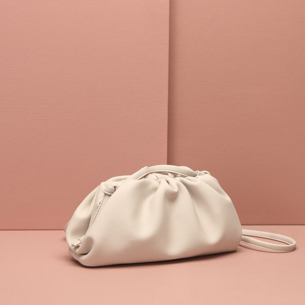 

2020 new folds shoulder xie kua bao dumplings clouds package hand