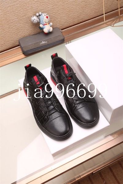 

2020 new brand luxury men's casual fashion shoes high-quality board shoes sports shoes fashion single product simple wild fdzhlzj b10, Black;red