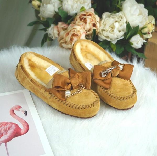 

winter non-slip rubber sole ankle boots bowknot pearl 2020 natural fur thick wool cowhide leather snow boots warm shoes women, Black
