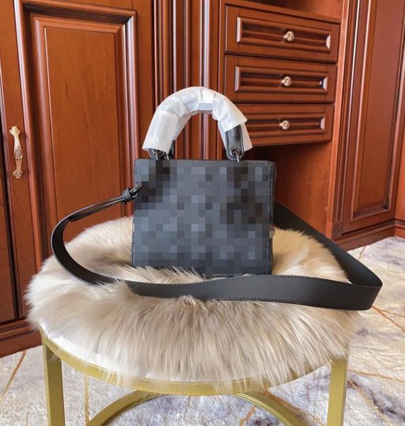 

2020 new arrival sell designer luxury womens waist bags chest bags womens brand shoulder bags 20062310d