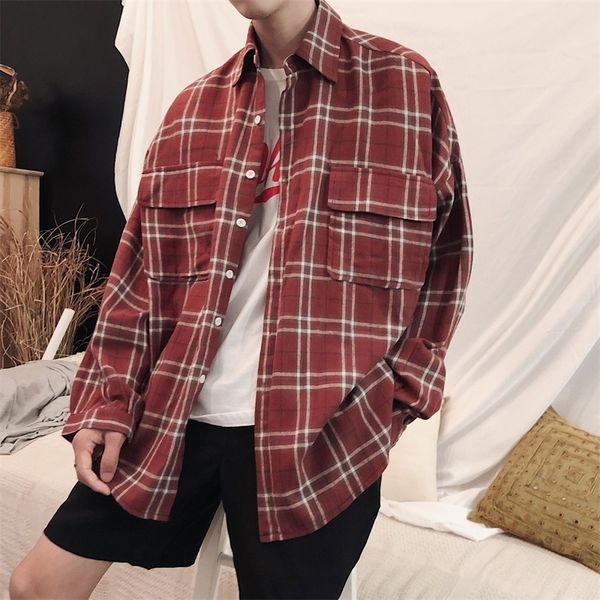 

2019 spring korean version of the campus style fashion trend casual men's long-sleeved plaid single-breasted loose shirt, White;black