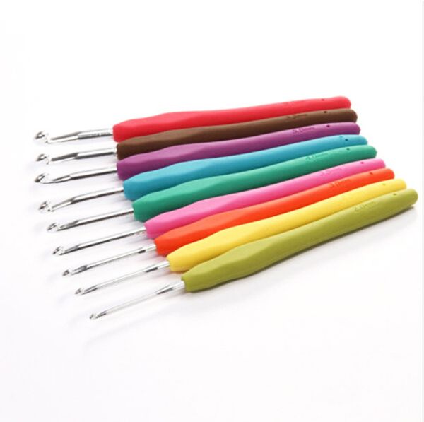 

9pcs/комплект смешанный металлический крюк крючком шаблон комплект tpr и алюминия вязальные спицы для ткацкий станок инструмент группа diy р