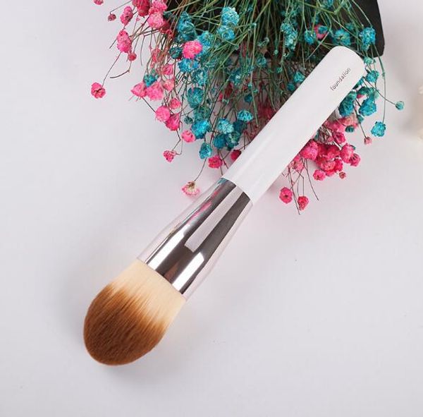 

tongue-shaped foundation brush bb cream brush makeup brush tool beauty