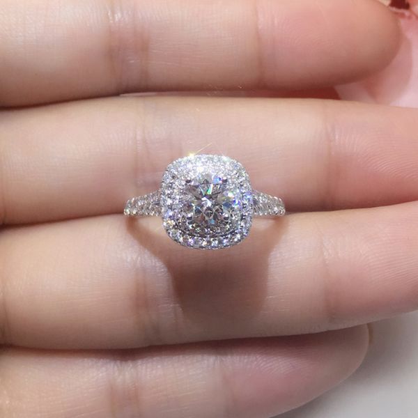 

100% 18k gold ring and moissanite diamond d vvs wedding ring with national certificate sw13, Golden;silver