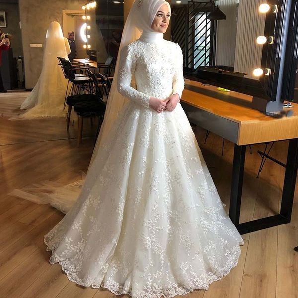 Elegante branco islâmico muçulmano vestidos de casamento sem hijab mangas compridas alta pescoço pérolas rendas árabe vestidos de noiva dubai festa dres276j