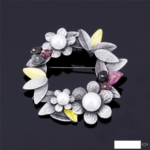 

boutique premium pearl crushed stone brooch fashion wild bauhinia flower corsage factory outlet scarf button with jewelry, Gray
