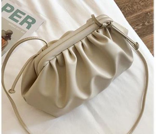 

Designer Handbags Women 2020 New Arrival Luxury Messenger Wild Foreign Shoulder Bag Simple Fashion Cloud Bag