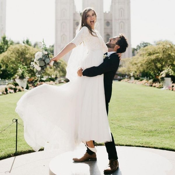 

ivory пляж свадебные платья с рукавами половина кружева аппликации тюль boho страна свадебные платья дешевые плюс размер свадебные wear, White