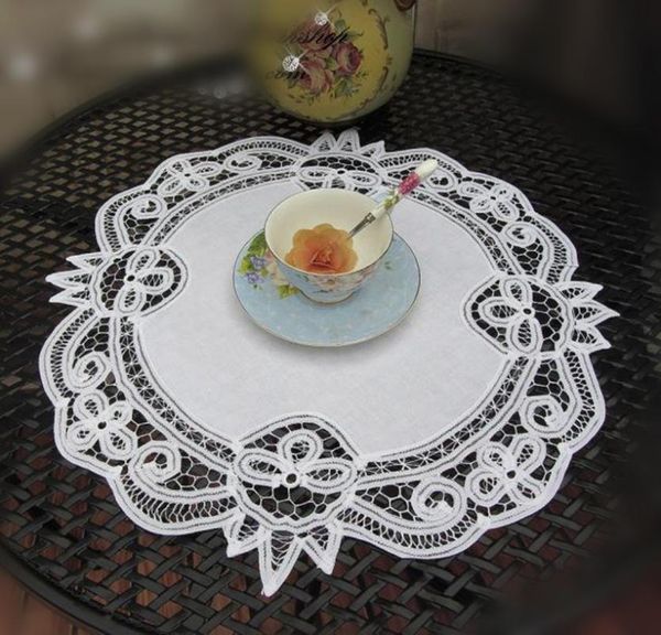 

wholesale lot white flower cotton napkin set with hand crochet frill 43cm