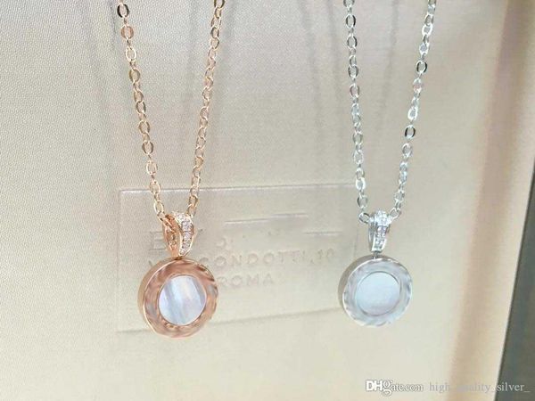 

fahmi classic double sided flip necklace pendant can be rotated necklace inlaid mother-of-pearl and black agate pseudo gold plating 18k gold, Silver