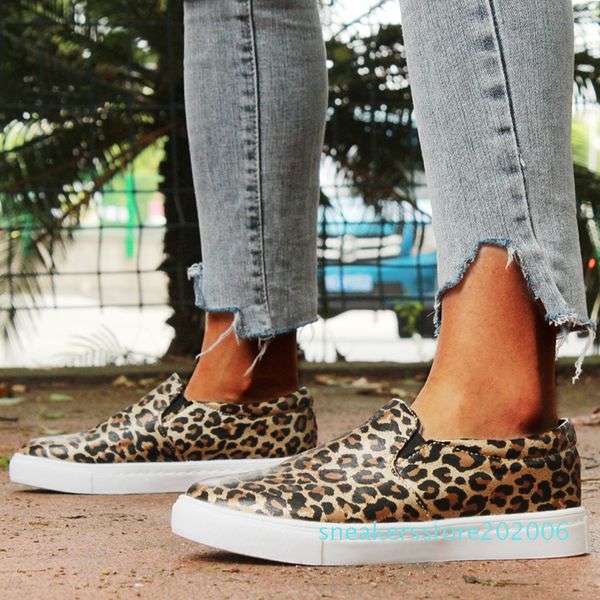 

women flat 2019 new female leopard snake print loafers soft bottom one pedal lazy women slip on flats s06, Black
