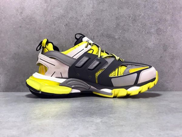 

designer casual shoes track3.0 sneakers tess paris men gomma maille black low track 3m triple s shoes outdoor jogging designer clunky