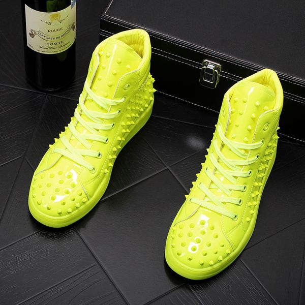 

new designer mens fluorescent yellow rivet casual shoes flats man high trending shoes loafers for web celebrity, Black