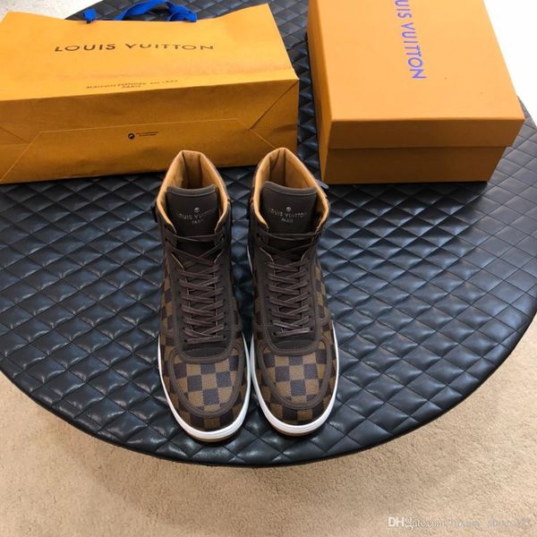 

2020 latest fashion brand-name casual shoes rivoli sneakers brand-name design fashionable and comfortable beautiful high-casual shoes